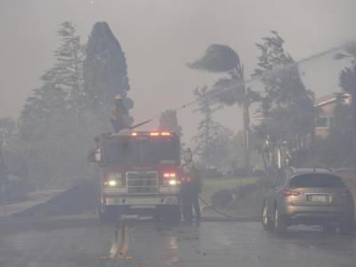 Residents Brave Flames To Save Homes In Ventura County Fire