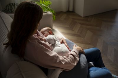 Just 80 Minutes Of Weekly Exercise Reduces Baby Blues, Postpartum Depression Symptoms: Says Study