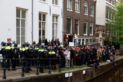 Israeli Soccer Fans Attacked In Amsterdam, Evacuation Underway