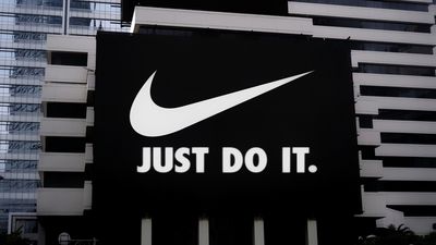 Do Wall Street Analysts Like NIKE Stock?