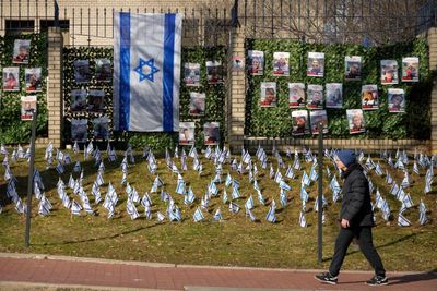 Netanyahu appoints hardline backer of settlements as Israeli envoy to US