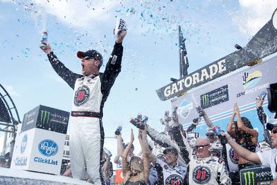 Kevin Harvick, the king of Phoenix, has 3 tips for winning at NASCAR's championship track