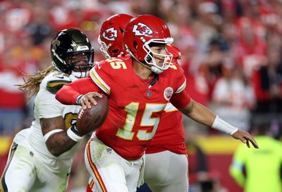 Will Patrick Mahomes play this week? Injury updates for Chiefs QB