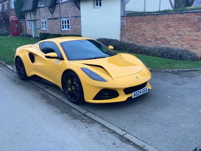 Pocket rocket: Lotus Emira i4