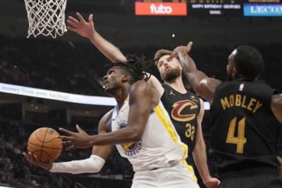 Cavaliers Make History With 10-0 Start, Rout Warriors