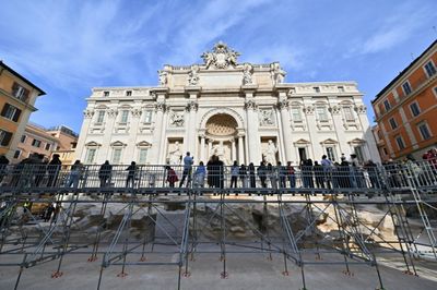 Rome's Trevi Fountain Unveils Tourist Catwalk During Cleaning