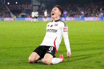 Harry Wilson stars again as Fulham beat 10-man Crystal Palace