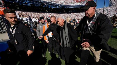 Who Did Lee Corso Pick Today? Week 11 College GameDay Headgear Choice