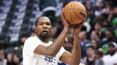 Suns Star Kevin Durant Out Indefinitely With Calf Strain