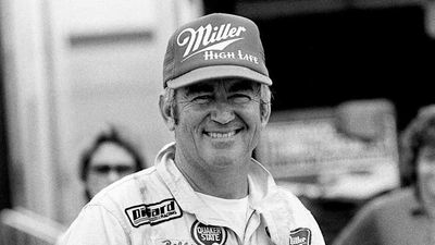 NASCAR Hall of Famer Bobby Allison, Mind Behind Famed 'Alabama Gang,' Dies at 86