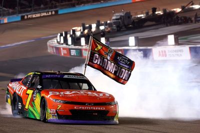 Allgaier fights back from penalties, flat tire to win NASCAR Xfinity title