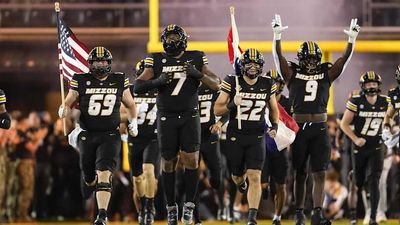 Missouri Outlasts Oklahoma in Late Game Sprint That You'll Need to See to Believe