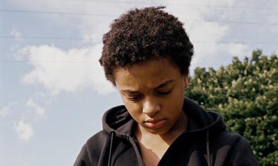 Bird review – Andrea Arnold’s wild, joyous coming-of-age drama