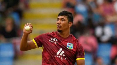 Watch: Gudakesh Motie's one-handed stunner to dismiss Jos Buttler