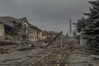 Kurakhove: Residents Struggle Amid Russian Offensive