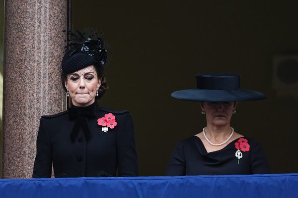 Kate’s poignant tribute to war dead at Cenotaph with Sophie by her side