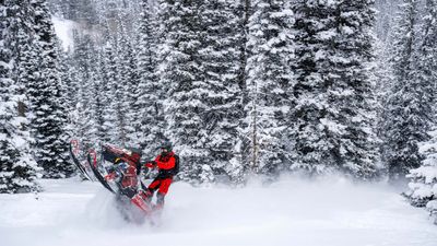 You Can Get Up to $4,000 Off Polaris Snowmobiles Right Now