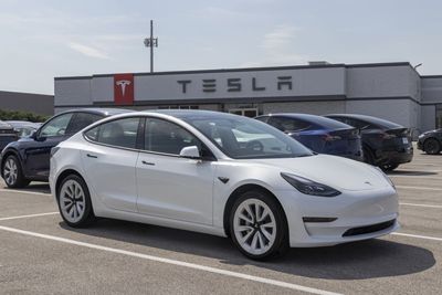 Is Tesla Worth Buying Here After Its Huge Runup? Shorting Puts Is One Way to Play TSLA