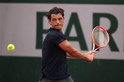 ATP Finals: Taylor Fritz Opens With Win Over Daniil Medvedev