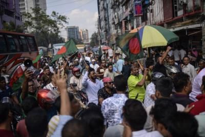 Political Chaos Erupts In Bangladesh As Rival Groups Clash