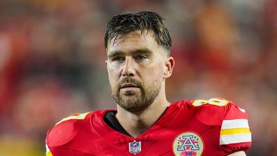 Travis Kelce’s Taylor Swift-Inspired Pregame Outfit Loved By Fans