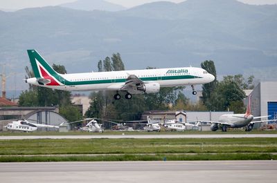 Alitalia will lay off over 2,000 remaining employees as liquidation nears