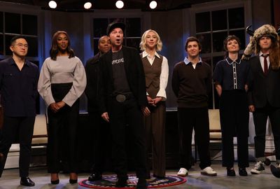 SNL cast & fake Elon Musk: "Hail Trump"