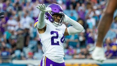 Vikings' Cam Bynum Emulates Olympic Breaker 'Raygun' While Celebrating Interception