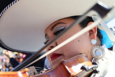 More than 1,000 mariachis belt out classics like 'Cielito Lindo' in a Mexico City plaza