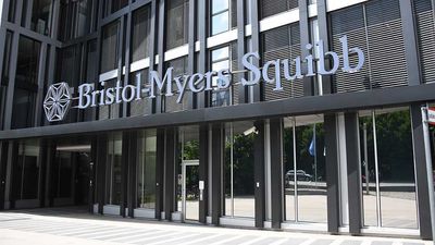 Bristol Rockets 11% As Investors Question AbbVie's $8.7 Billion 'Mistake'