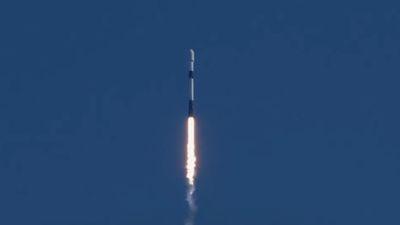 SpaceX rocket launches Koreasat-6A satellite, lands Falcon 9 booster on record-tying 23rd flight (video)