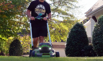 UFC 309 ‘Embedded,’ No. 1: Chris Weidman home show means fight week landscaping