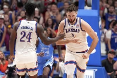 Kansas Holds Top Spot In AP Men's College Basketball Poll