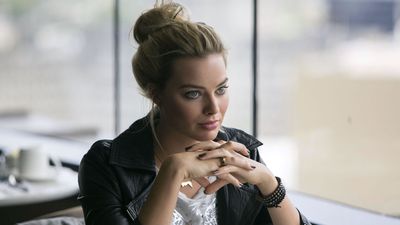 Overlooked Margot Robbie crime caper is now a hit on Netflix