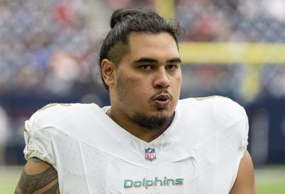 Seahawks claim Dolphins’ recently waived defensive tackle