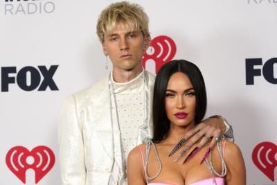 Megan Fox And Machine Gun Kelly Expecting Baby