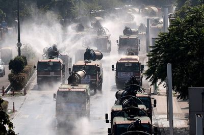 Delhi’s air pollution is so bad nearly half of city’s residents sought medical help, survey says