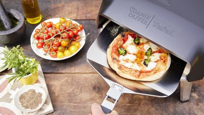 Watch out Ooni – Tefal teams up with Jamie Oliver on a new gas-powered pizza oven