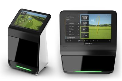 Garmin’s Approach R50 combines a portable launch monitor with a high-end simulator