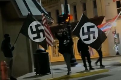 American Nazis Wave Swastika Flags Outside 'Diary of Anne Frank' Performance, Yell 'Heil Trump'