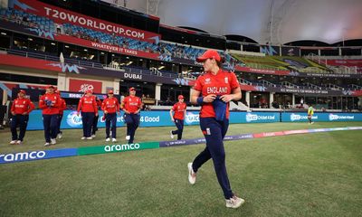 ‘A sharp learning curve’: Lewis says England players must cope with growing scrutiny