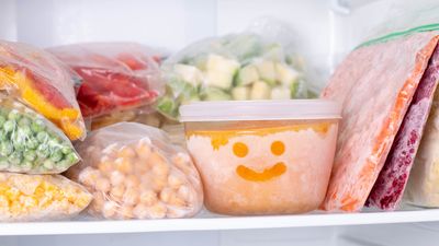 What temperature should a freezer be? Keep your contents safe from freeze-thaw