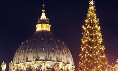 Campaigners in Italy urge pope to stop ‘sacrifice’ of 200-year-old tree for Xmas