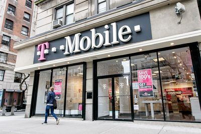 T-Mobile was down — latest updates on major outage