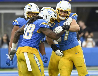 Game Balls: 5 standouts from Chargers’ win over Titans