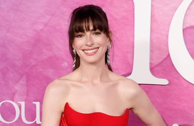 Anne Hathaway thanks fans for giving her 'space to grow'