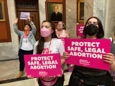 Pregnant Woman Challenges Kentucky Abortion Laws In Lawsuit