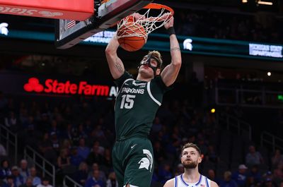 Hunter Dickinson compliments Tom Izzo, Michigan State basketball after win over Spartans