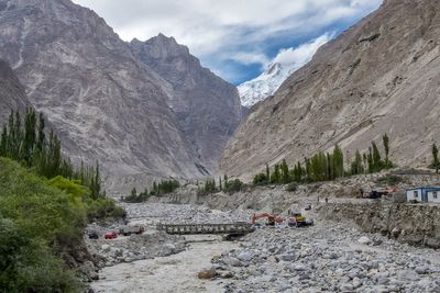 Bride and groom among 14 dead as bus plunges into Indus river in Pakistan