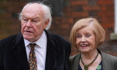 Timothy West, star of stage, film and television, dies aged 90